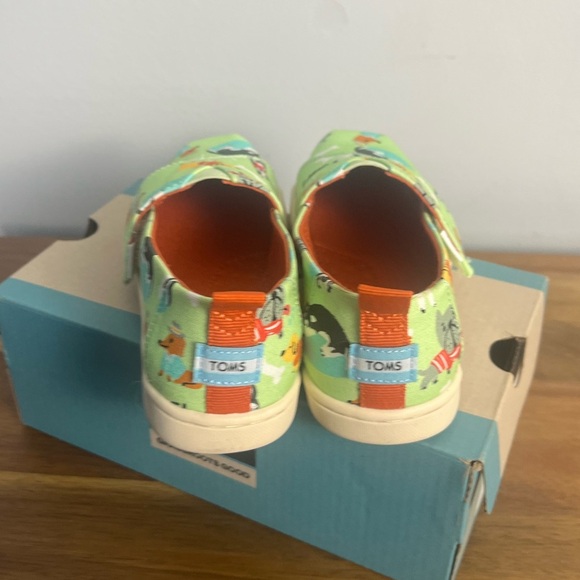 TOMS Unisex-Child Alpargata Loafer pistachio green cozy dog  Flat size 11 - Picture 4 of 8